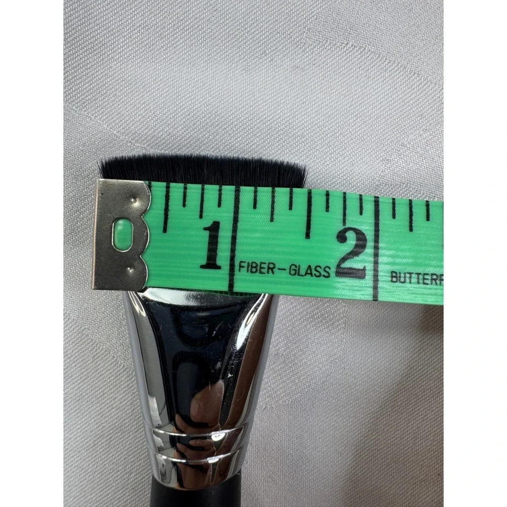 Morphe M460 Flat Contour Brush Black Silver Synthetic Bristles Sculpting Tool